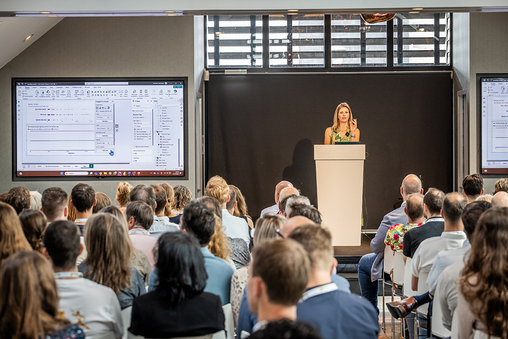 Spreker op Power Up Live
